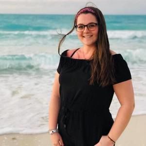 Meet your Posher, Élise